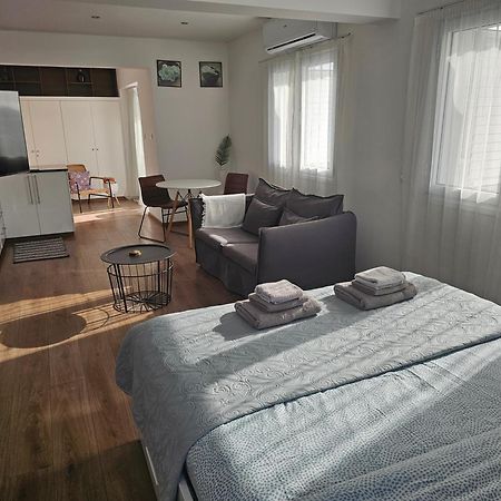 City Center Apartments Пафос Екстериор снимка