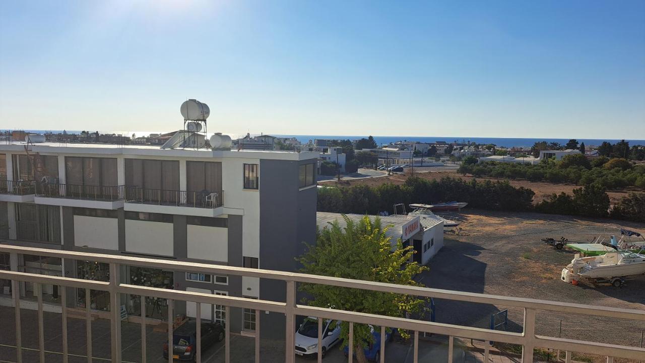 City Center Apartments Пафос Екстериор снимка