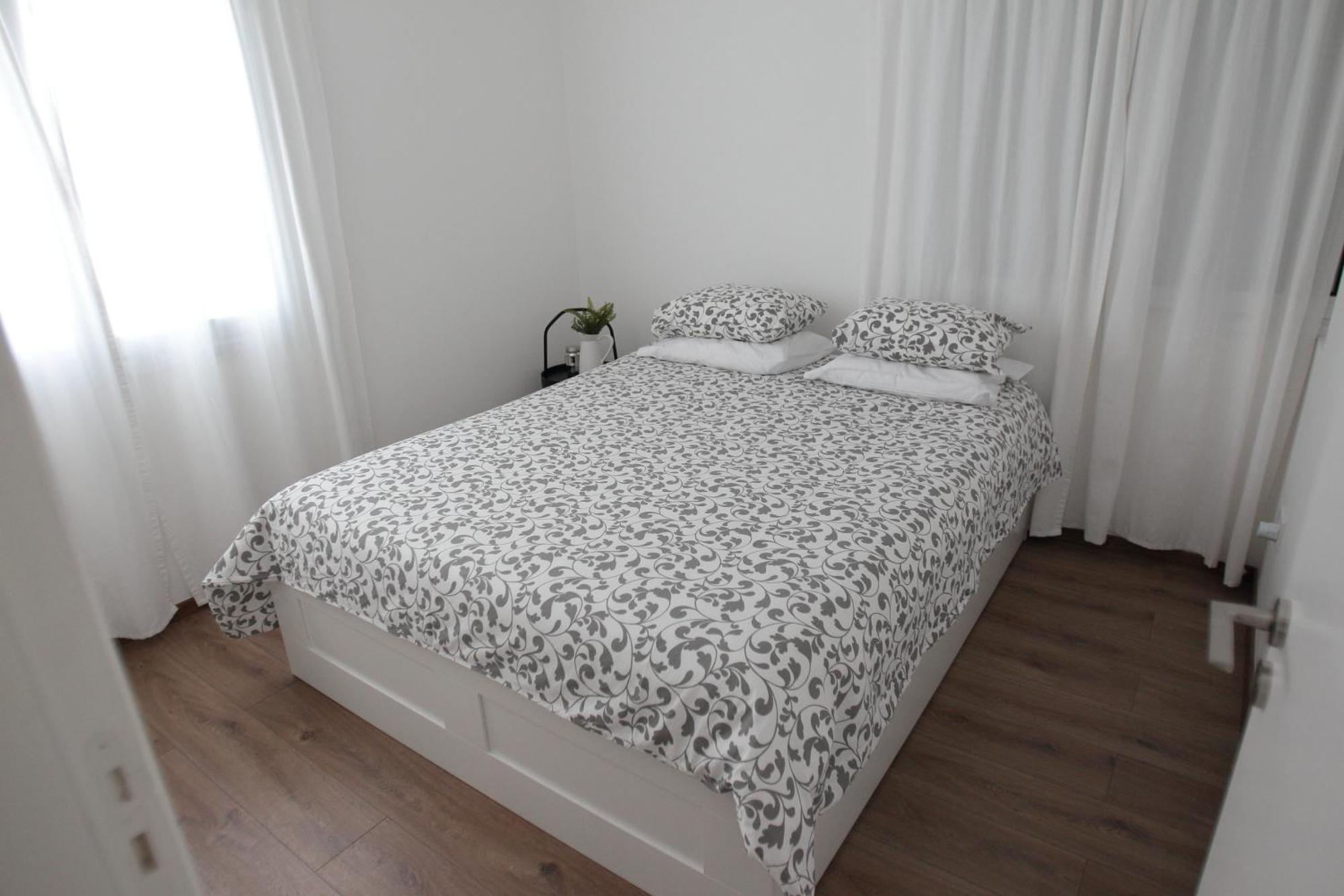 City Center Apartments Пафос Екстериор снимка
