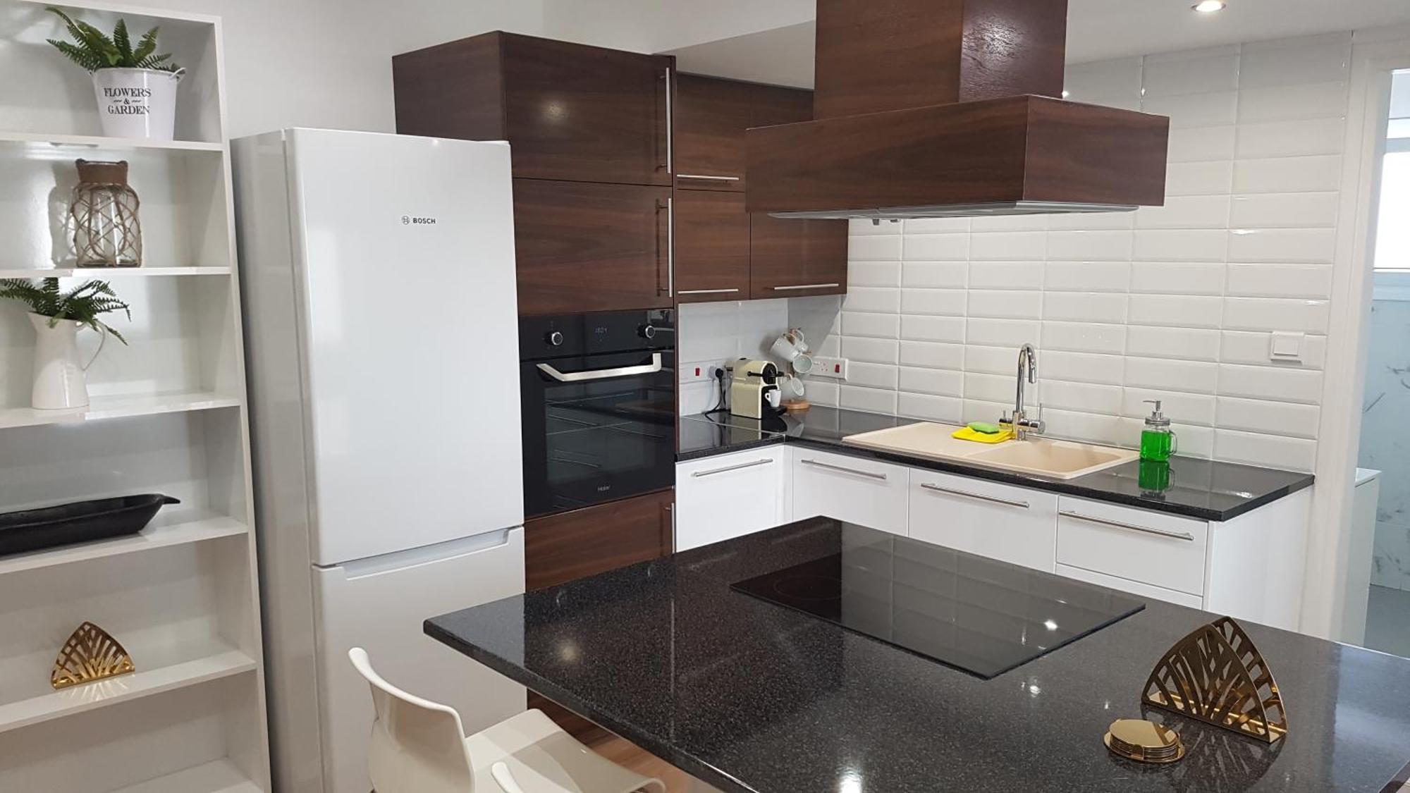 City Center Apartments Пафос Екстериор снимка