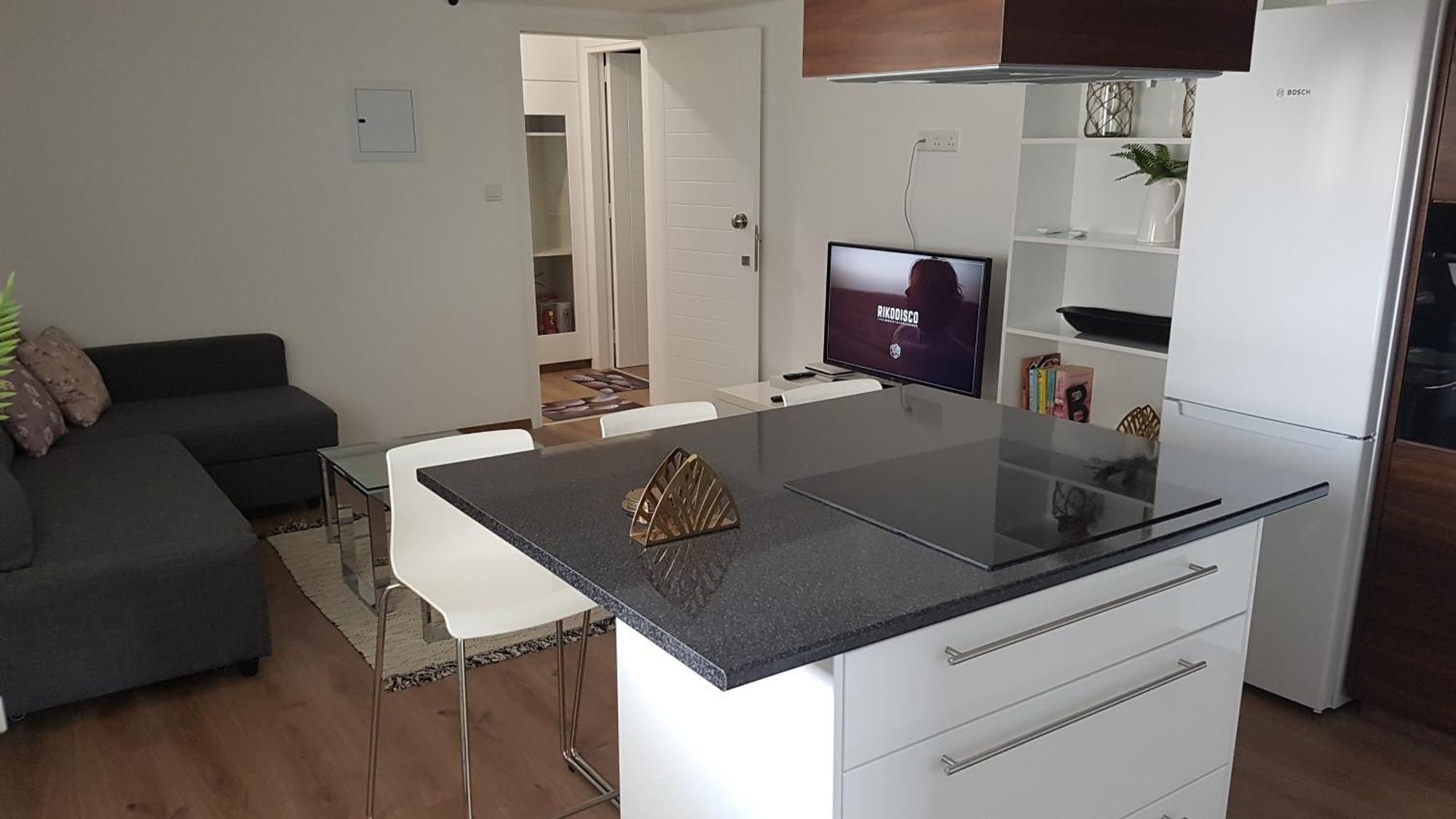 City Center Apartments Пафос Екстериор снимка